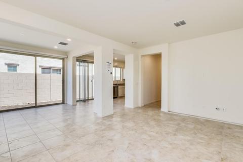 3675 E Trinity Dr, Chandler, AZ 85286 photo 11