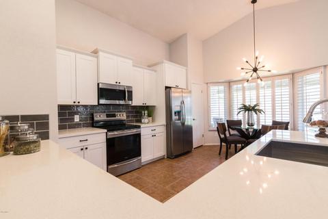 3444 E Sequoia Dr, Phoenix, AZ 85050 photo 3
