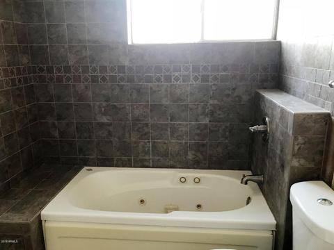 7209 N 37th Dr, Phoenix, AZ 85051 photo 11