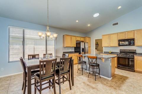871 E Sherri Dr, Gilbert, AZ 85296 photo 8
