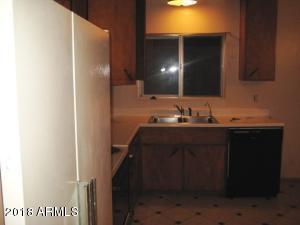 2031 E Bramble Ave, Mesa, AZ 85204 photo 4