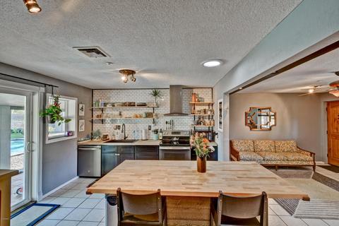1602 E Aire Libre Ave, Phoenix, AZ 85022 photo 10