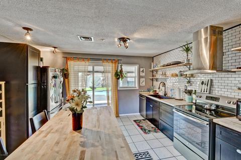 1602 E Aire Libre Ave, Phoenix, AZ 85022 photo 9