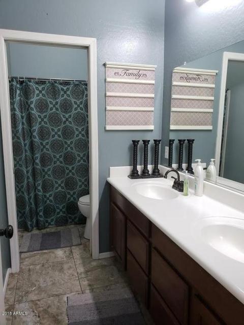 1097 E Tulsa Ct, Gilbert, AZ 85295 photo 9