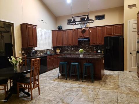 1097 E Tulsa Ct, Gilbert, AZ 85295 photo 4
