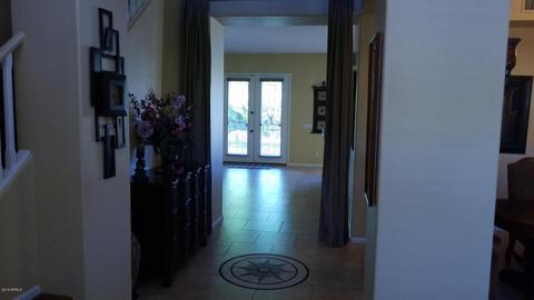 588 E Gail Dr, Gilbert, AZ 85296 photo 3