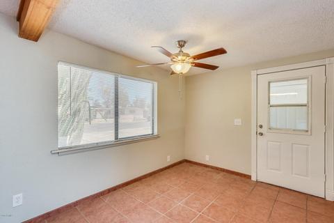 127 E Ivy St, Mesa, AZ 85201 photo 6