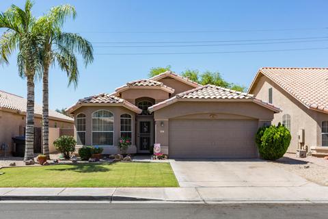 3927 E Douglas Loop, Gilbert, AZ 85234 photo 1