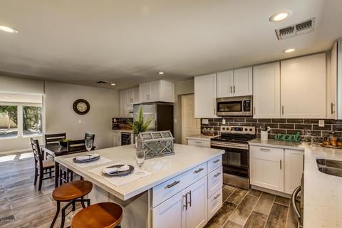 4122 N 46th Pl, Phoenix, AZ 85018 photo 7