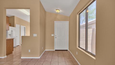 2619 E Gary Way, Phoenix, AZ 85042 photo 6