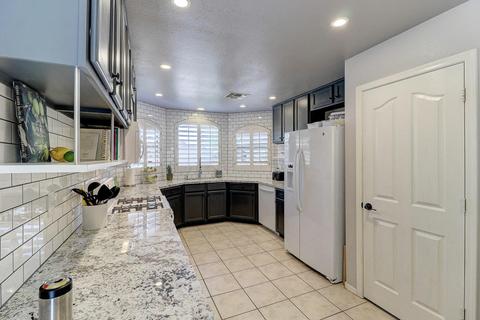 4342 E Lone Cactus Dr, Phoenix, AZ 85050 photo 8