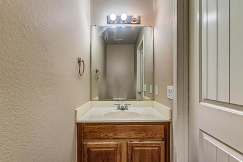 469 E Sherri Dr, Gilbert, AZ 85296 photo 13