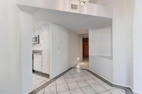 4067 E Round Hill Dr, Phoenix, AZ 85028 photo 6