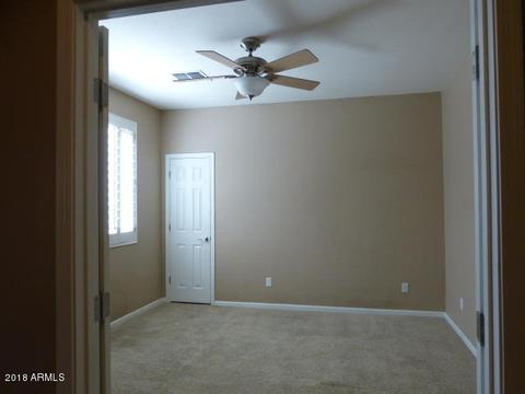 3976 E Hummingbird Ln, Phoenix, AZ 85050 photo 12