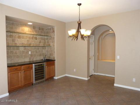 3976 E Hummingbird Ln, Phoenix, AZ 85050 photo 7