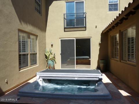3976 E Hummingbird Ln, Phoenix, AZ 85050 photo 2