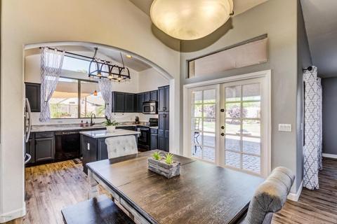 9124 E Hillview Cir, Mesa, AZ 85207 photo 8