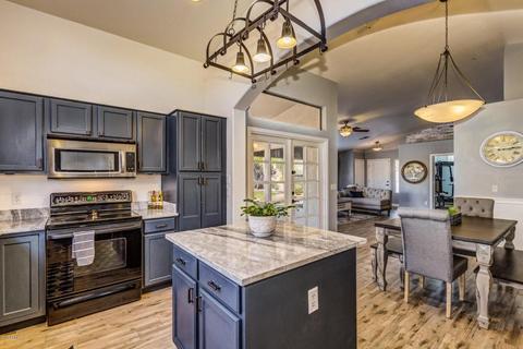 9124 E Hillview Cir, Mesa, AZ 85207 photo 11