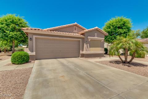 4568 E Indigo St, Gilbert, AZ 85298 photo 3