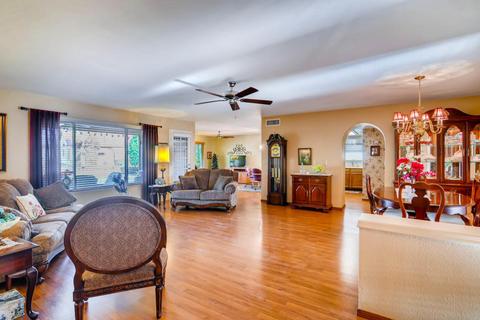 819 S 76th Pl, Mesa, AZ 85208 photo 4