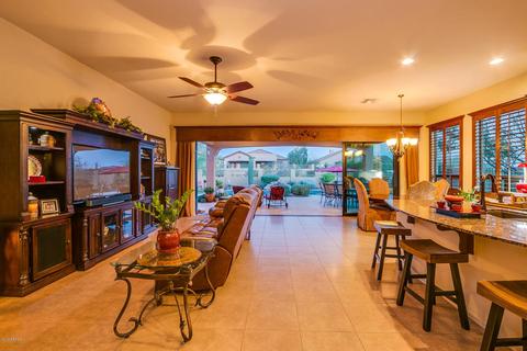 8717 E Jacaranda St, Mesa, AZ 85207 photo 10