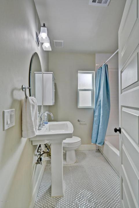 357 E Clarendon Ave, Phoenix, AZ 85012 photo 22