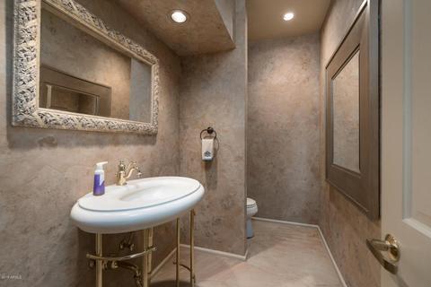 5651 N Echo Canyon Cir, Phoenix, AZ 85018 photo 24
