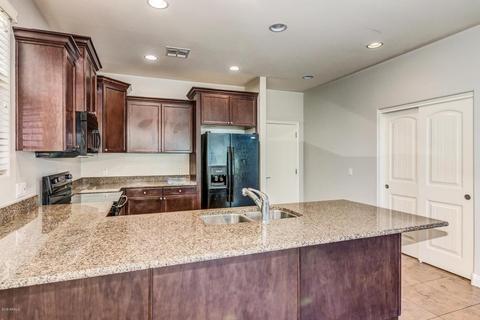 3290 E Orchid Ln, Gilbert, AZ 85296 photo 6