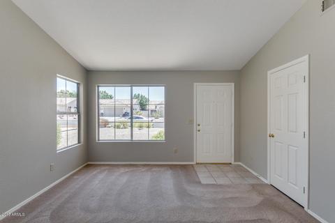 6318 E Regina St, Mesa, AZ 85215 photo 2