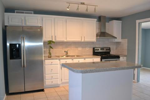 3530 E Blanche Dr, Phoenix, AZ 85032 photo 1