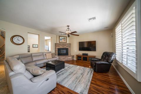 3943 E Waller Ln, Phoenix, AZ 85050 photo 12