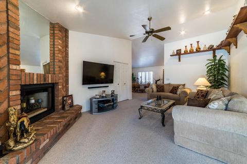 449 E Melody Ln, Gilbert, AZ 85234 photo 16