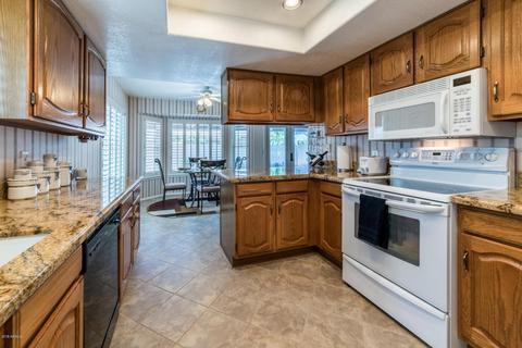 449 E Melody Ln, Gilbert, AZ 85234 photo 4