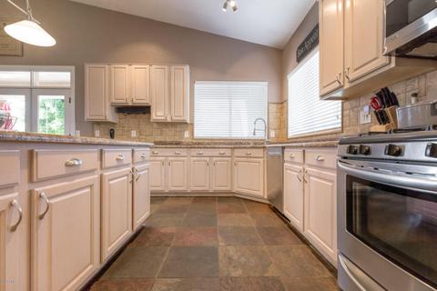 248 E Palomino Ct, Gilbert, AZ 85296 photo 11
