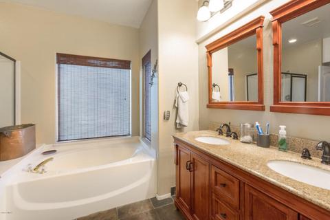 248 E Palomino Ct, Gilbert, AZ 85296 photo 22