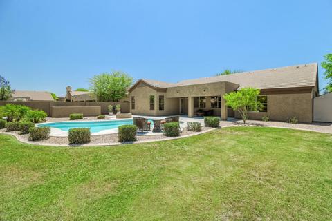 4040 E Adobe Dr, Phoenix, AZ 85050 photo 2