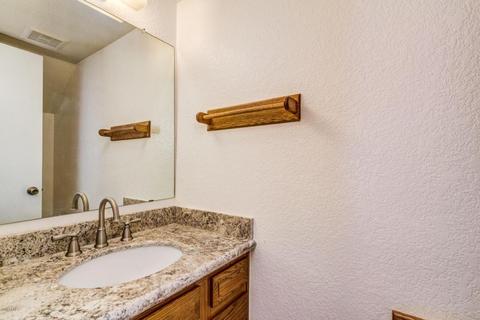 1020 E Sunburst Ln, Tempe, AZ 85284 photo 11