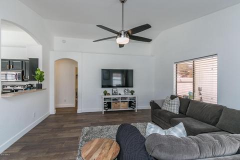 672 S Bahama Dr, Gilbert, AZ 85296 photo 6