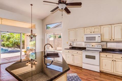 4439 E Desert Willow Rd, Phoenix, AZ 85044 photo 8