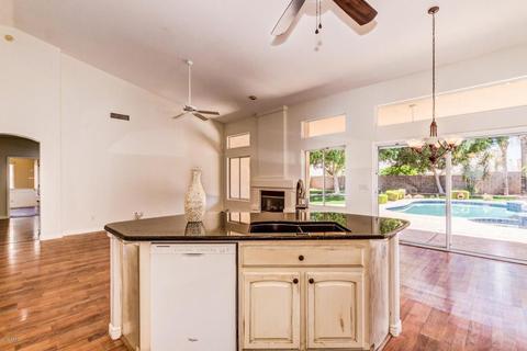 4439 E Desert Willow Rd, Phoenix, AZ 85044 photo 11