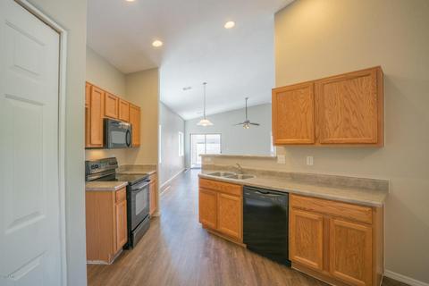 2606 E Pecan Rd, Phoenix, AZ 85040 photo 3