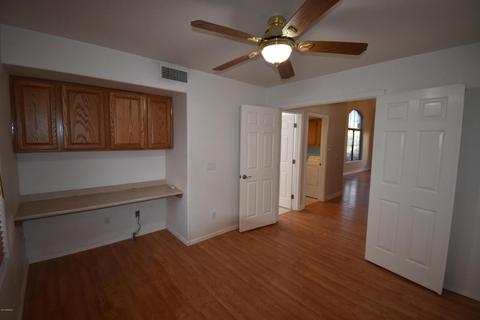 4613 E Summerhaven Dr, Phoenix, AZ 85044 photo 9
