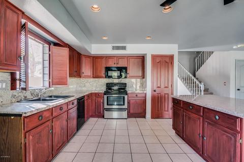 7054 E Lakeview Ave, Mesa, AZ 85209 photo 2