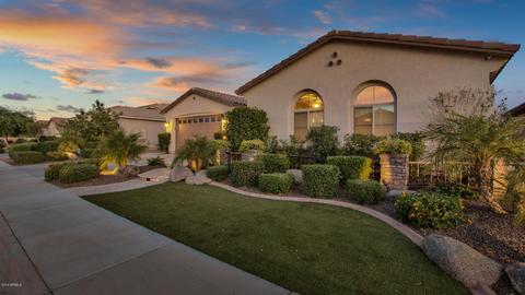 2451 E Crescent Way, Gilbert, AZ 85298 photo 1