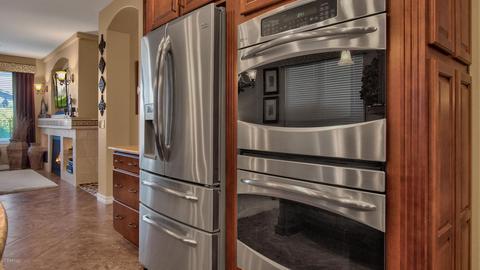2451 E Crescent Way, Gilbert, AZ 85298 photo 3