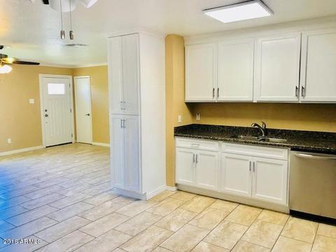 4526 E Sunland Ave, Phoenix, AZ 85040 photo 8