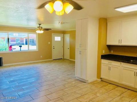 4526 E Sunland Ave, Phoenix, AZ 85040 photo 11