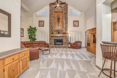 536 E Linda Ln, Gilbert, AZ 85234 photo 2
