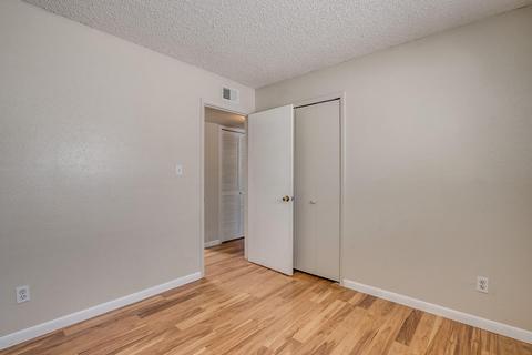4901 E Coronado Rd, Phoenix, AZ 85008 photo 14