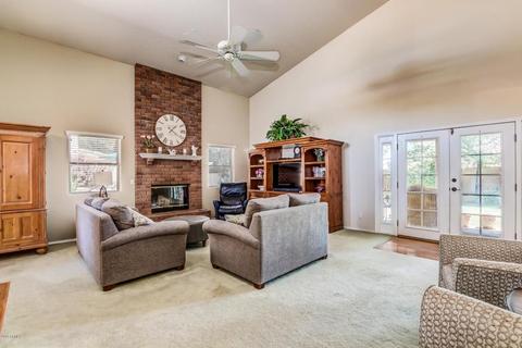 943 E Princeton Ave, Gilbert, AZ 85234 photo 9